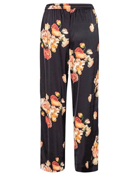 Lou Bukser - Poppy Bouquet